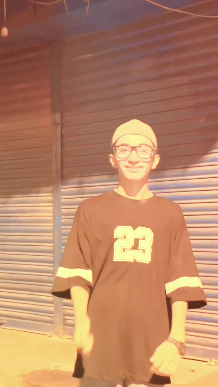 @ℳ𝓇.𝒸𝒽𝒰𝓏𝒶🐣