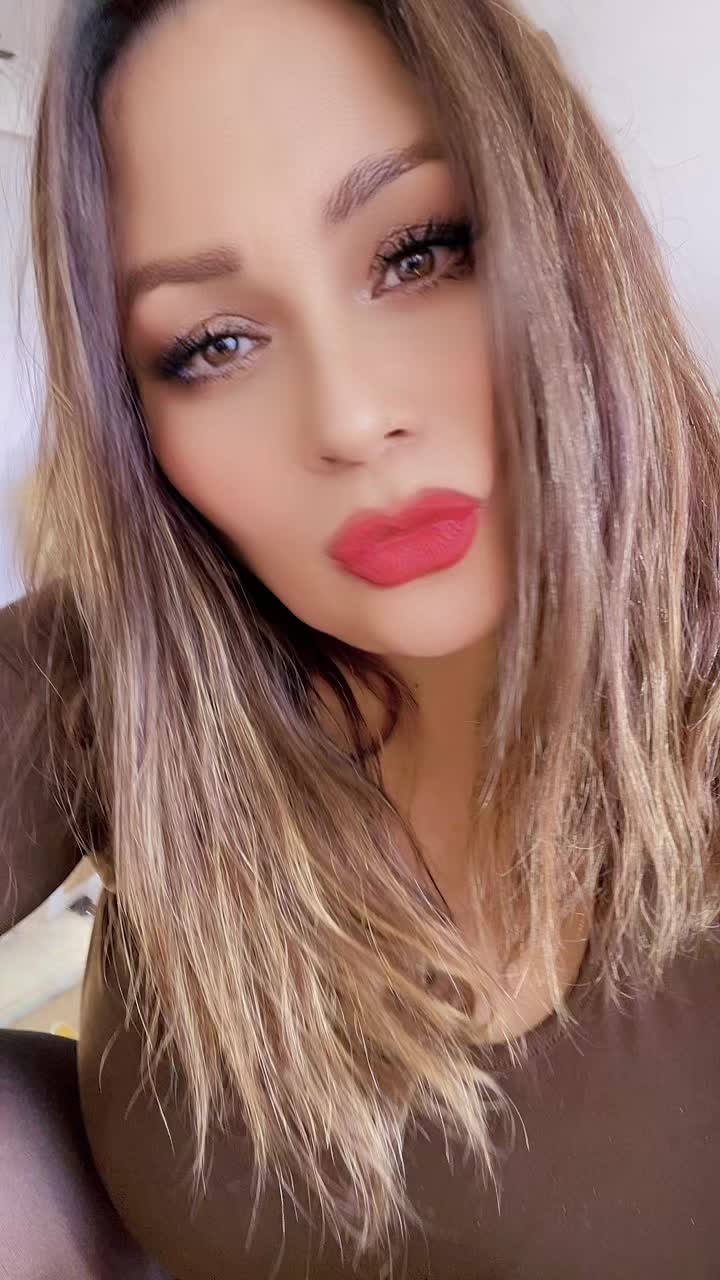 @Ana