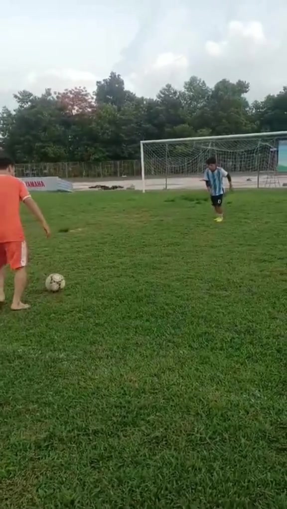 @Thầy Tân Sports