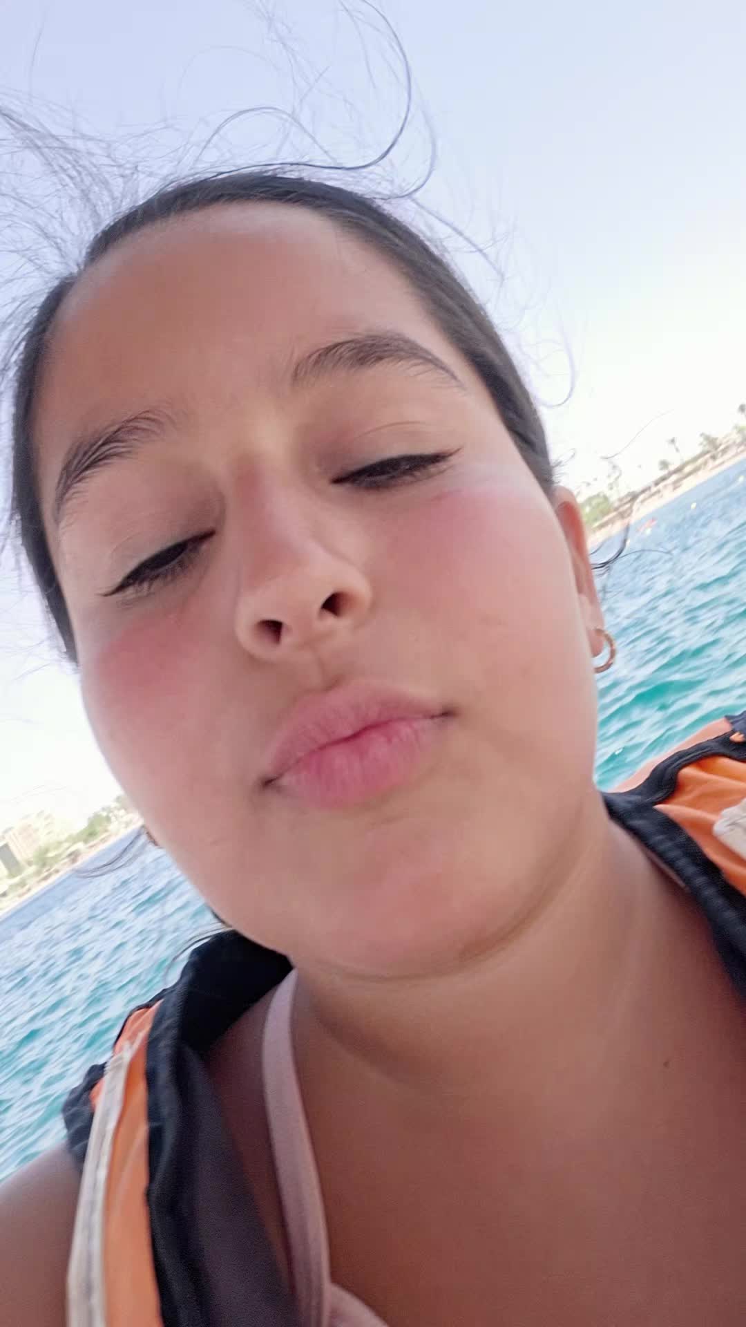 @🪬Ella🪬