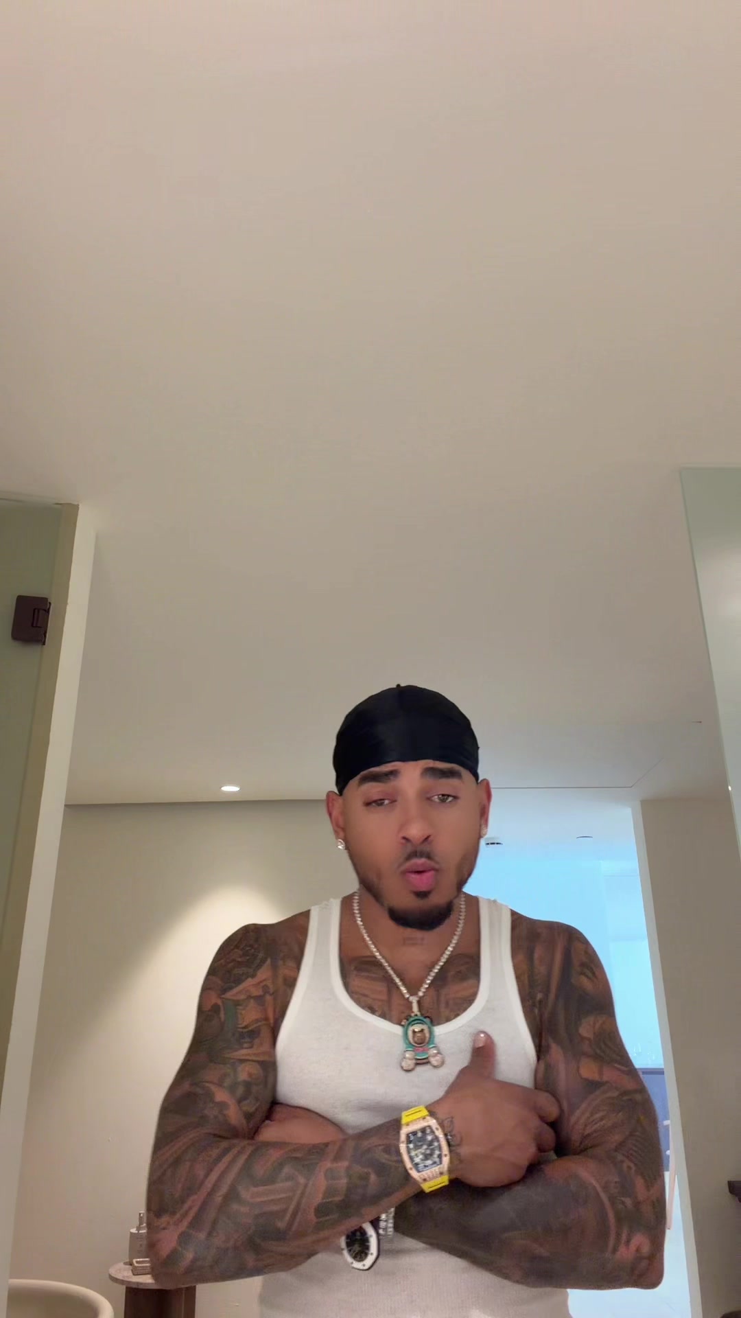 @OZUNA