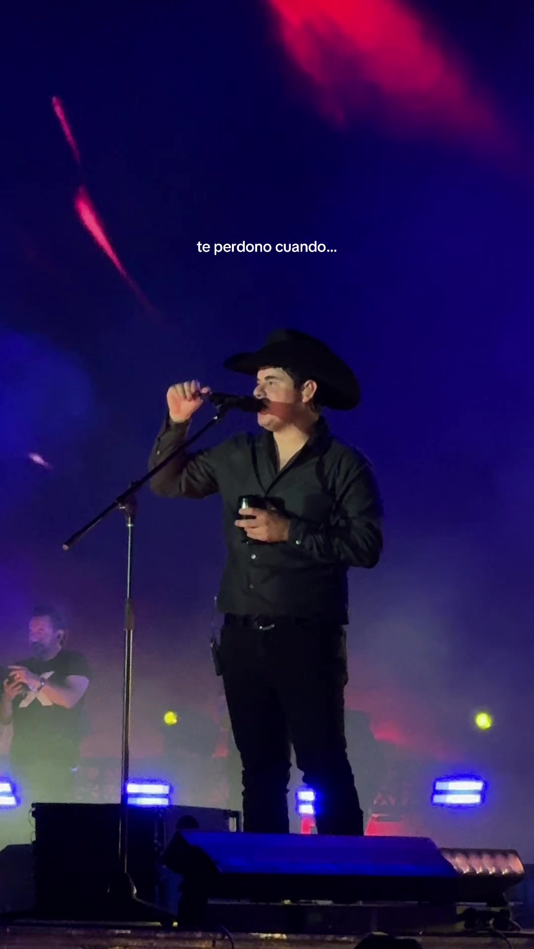 @Alejandra Pando