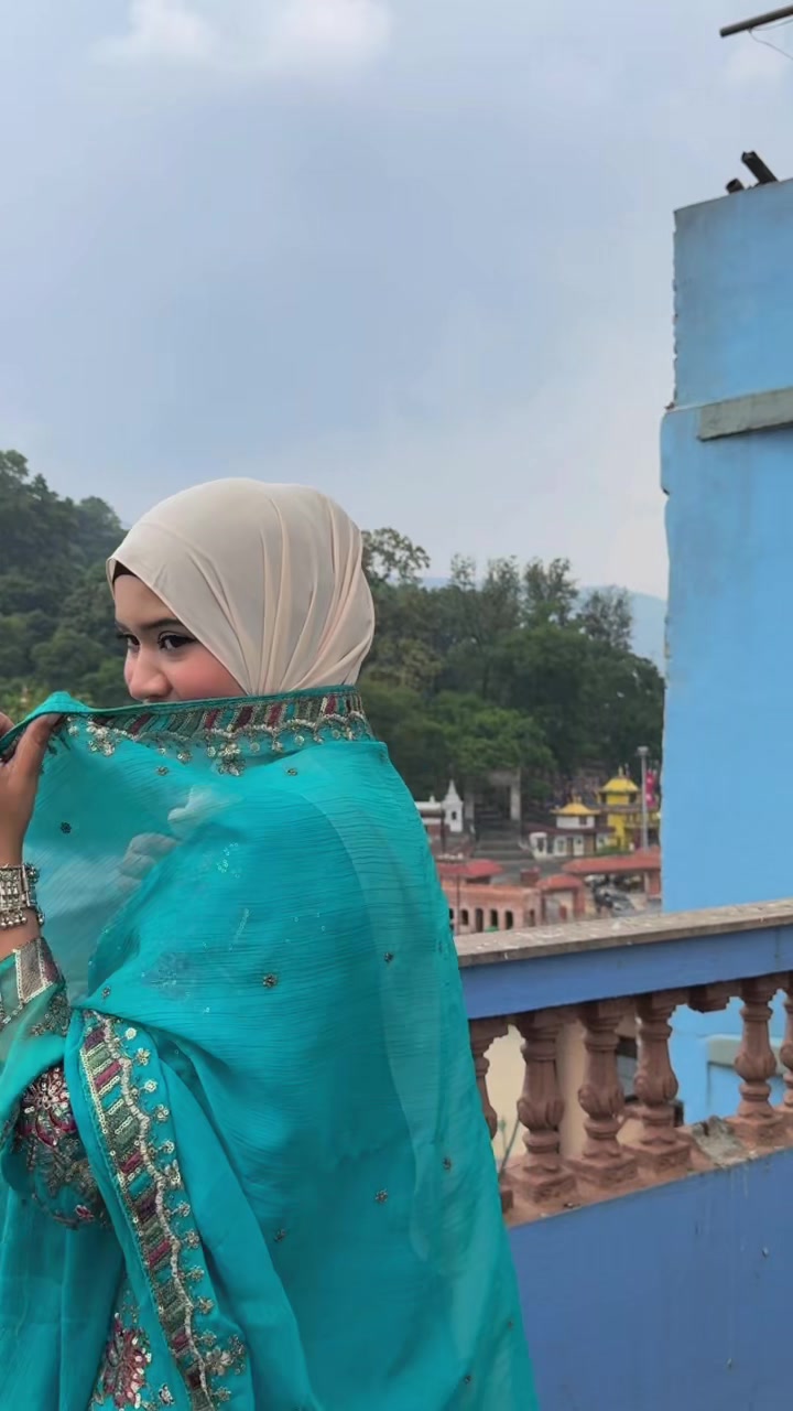 @zainab khan