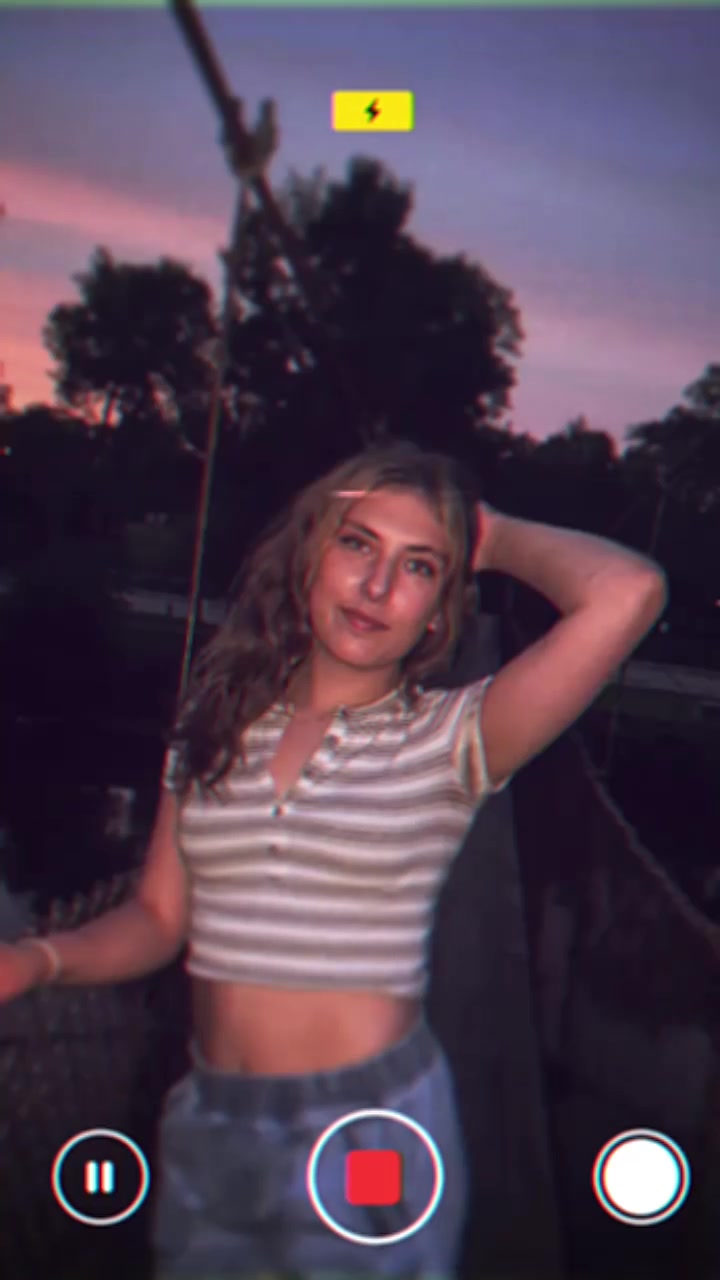 @lolamae