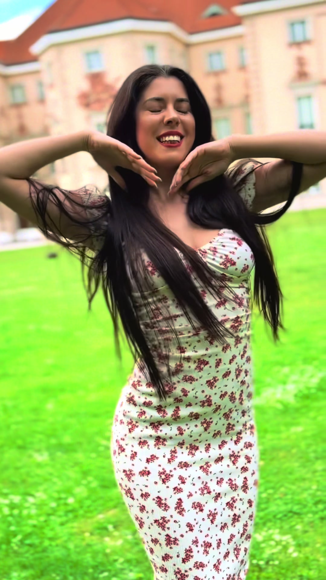@Aliah_bellydance