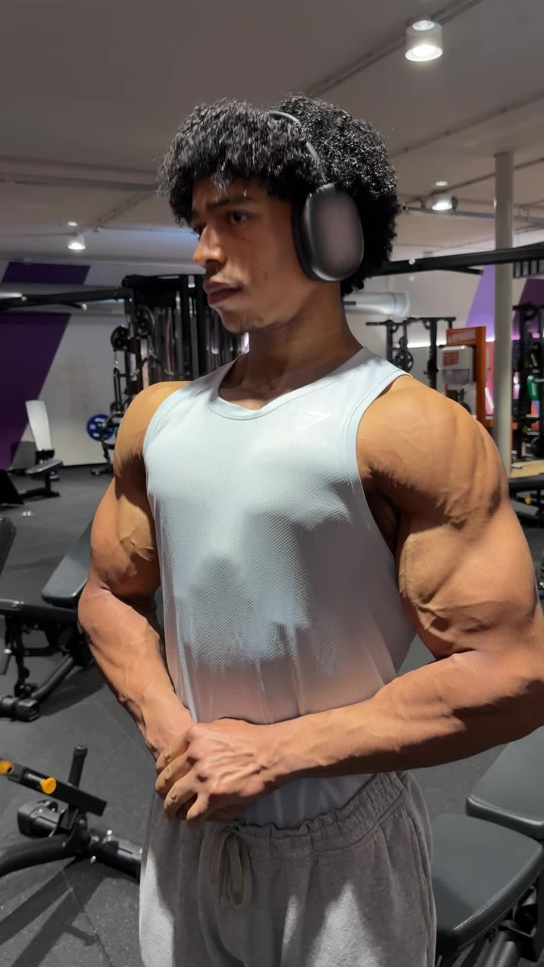 @Dela