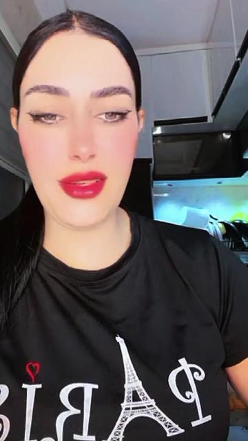 @ألأستاذة نجوى ((وحش الكون))