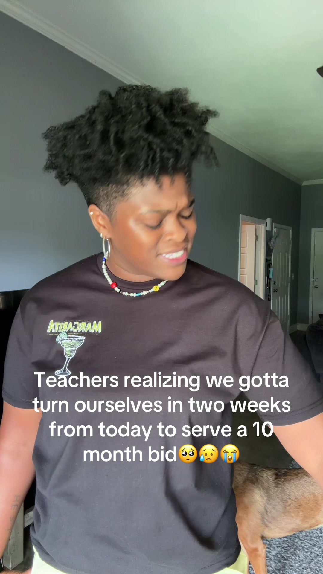 @Mrs. Hood&bull;TEACHER🍎