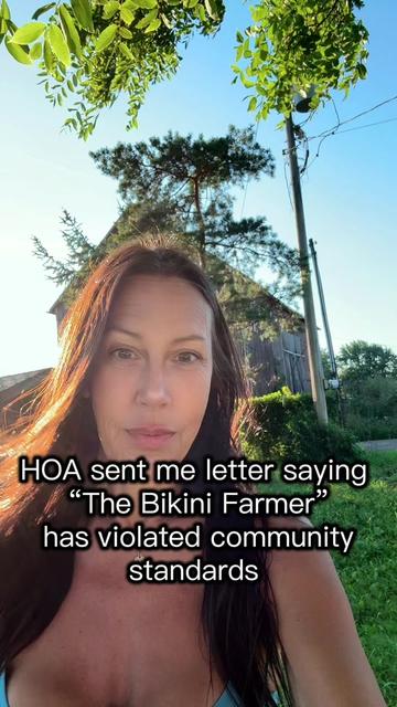 @Leone_The Bikini Farmer