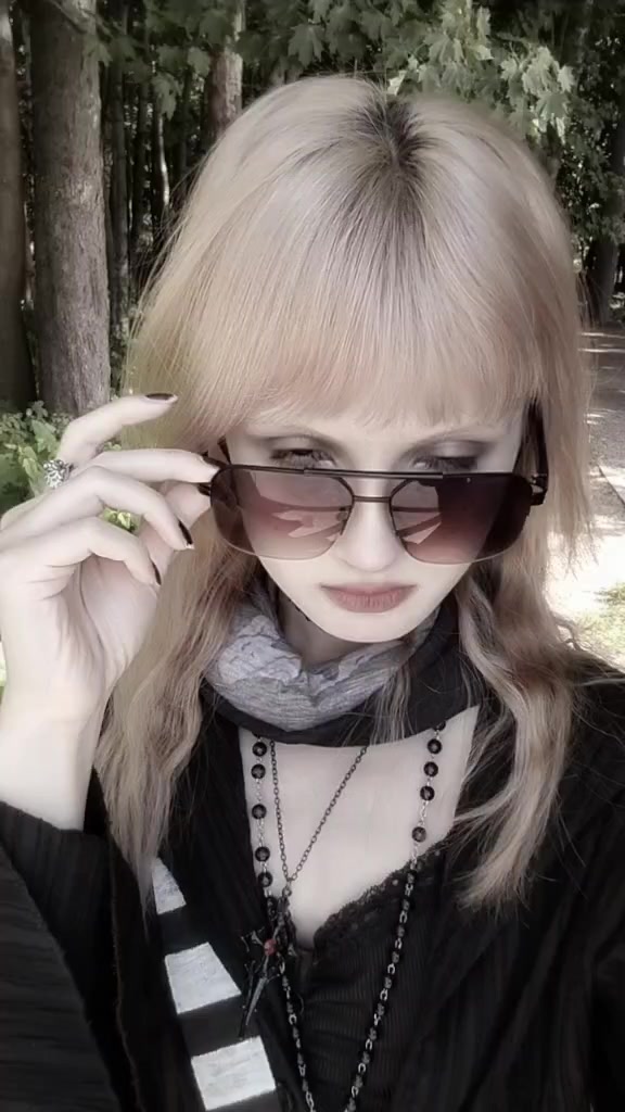 @Мышка🦇