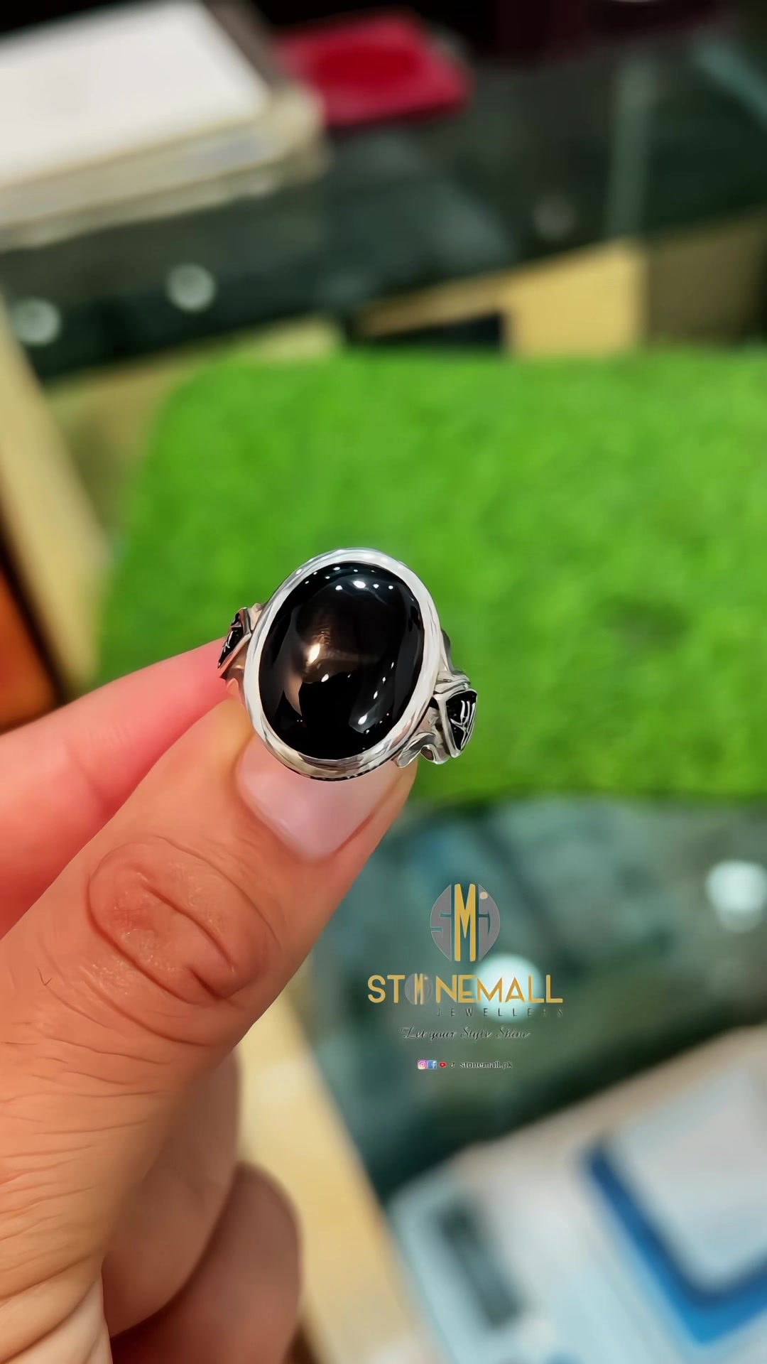 @Stonemall.pk