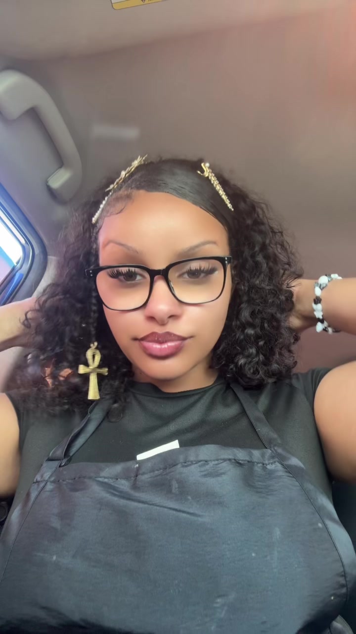 @ThaatGirlTy
