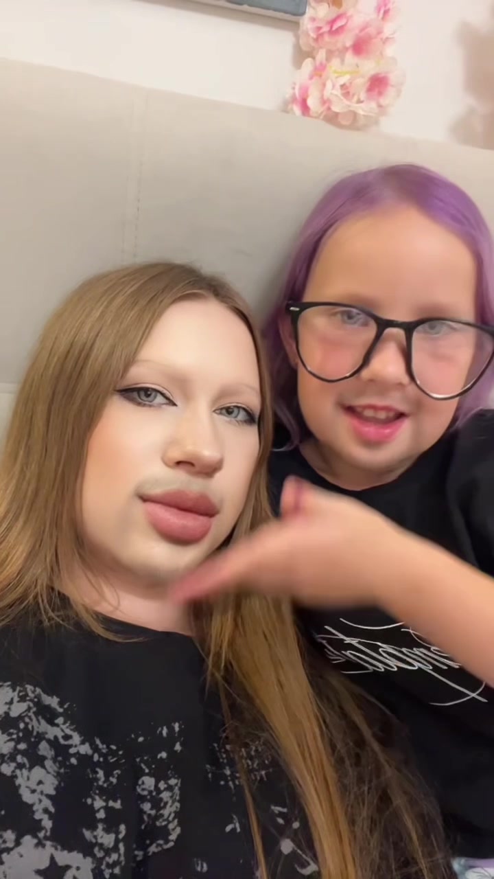 @милана нана