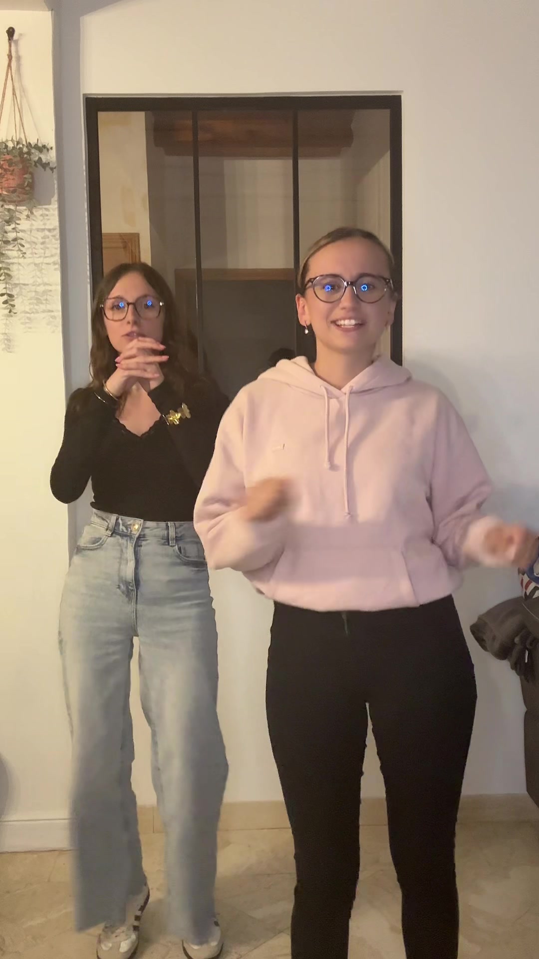 @Llona 🍀