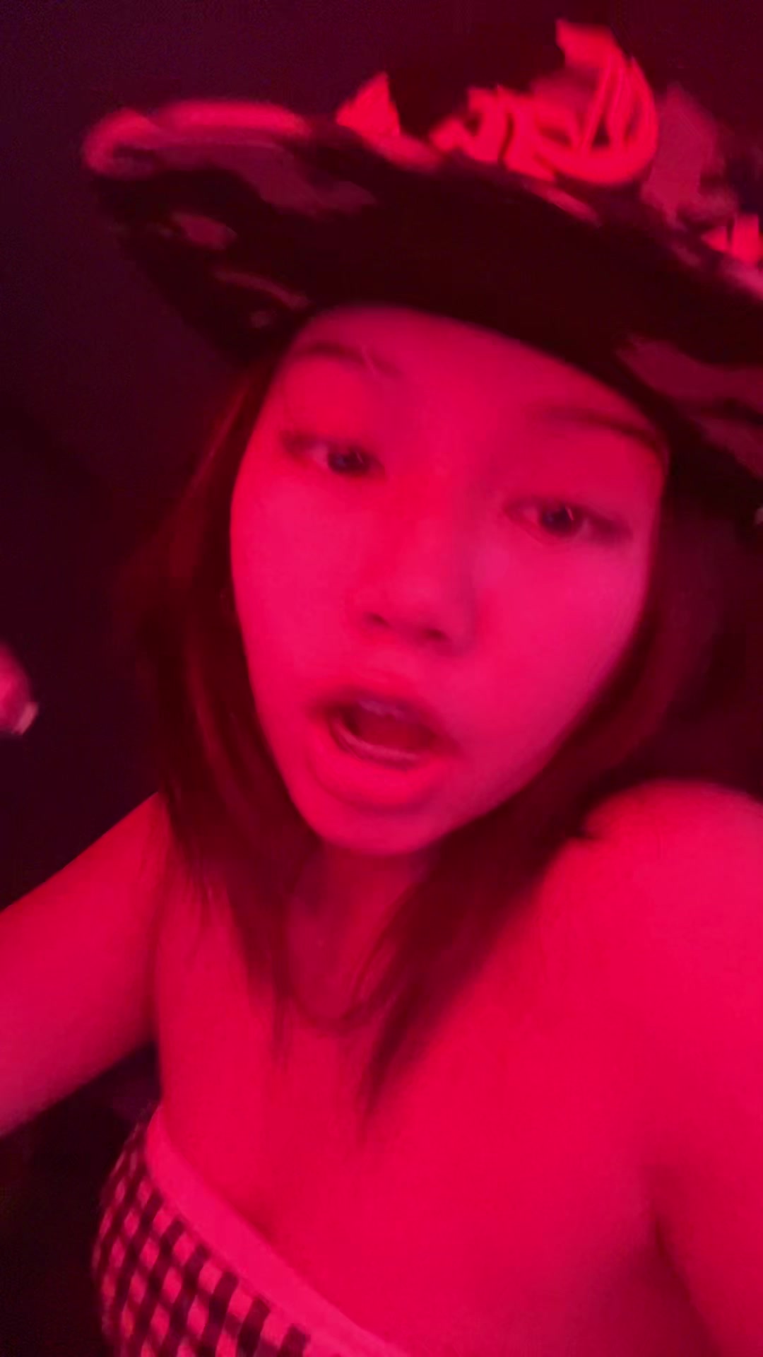 @yuecaholic