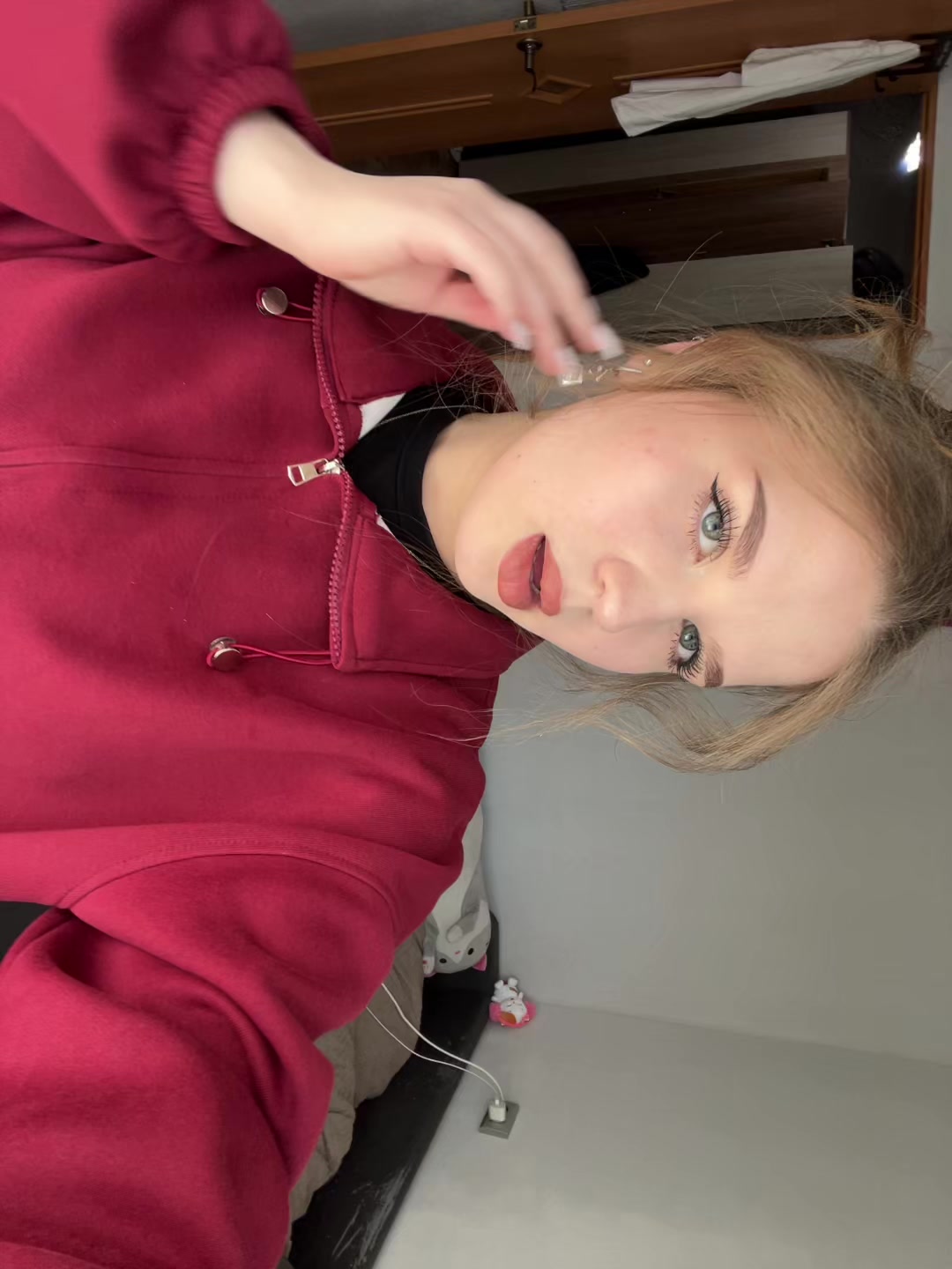 @Элечка🌷
