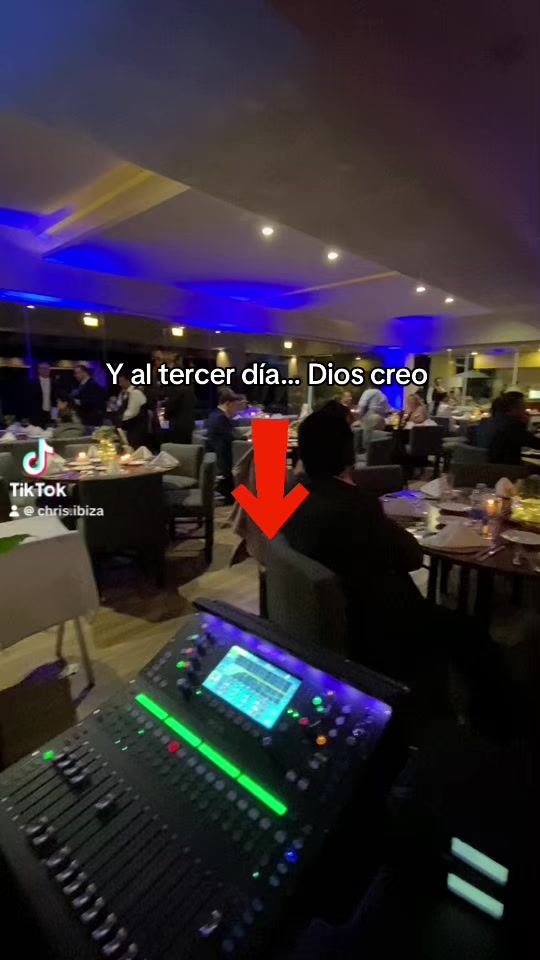 @chris.ibiza