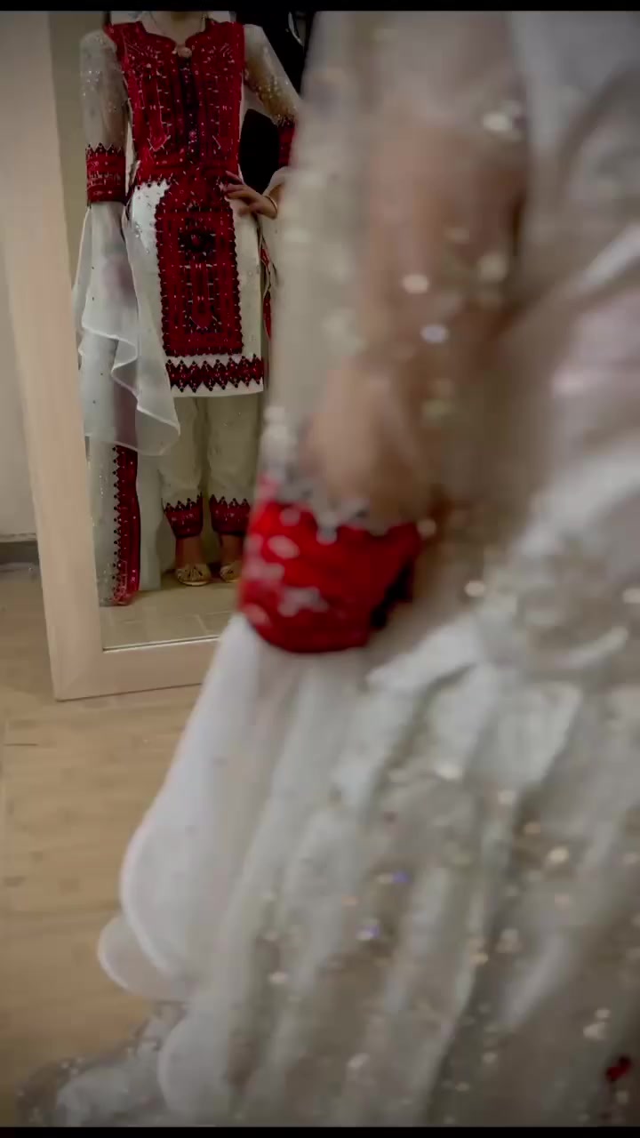 @🦋⃟⃟ ͥ ͣ ͫ نازش ماشکیلی👰࿐