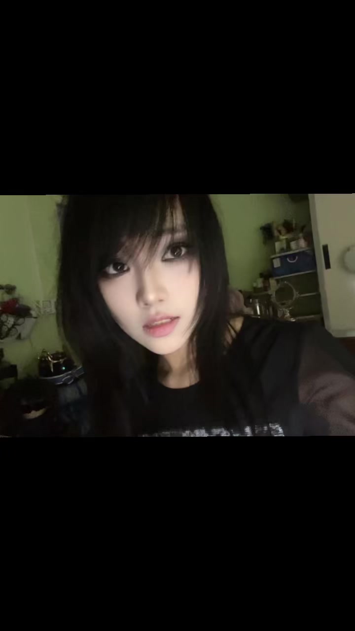 @Fallenangel.