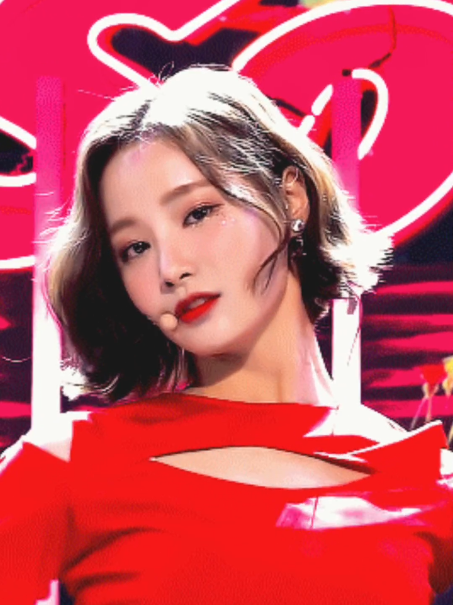 @🎀 · 。 정