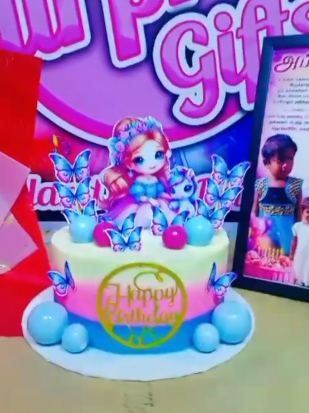 @Cake & Surprise Gifts