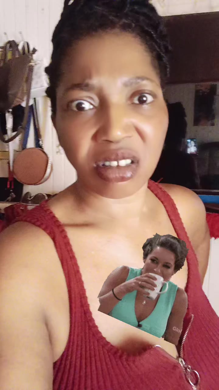 @malia_witter