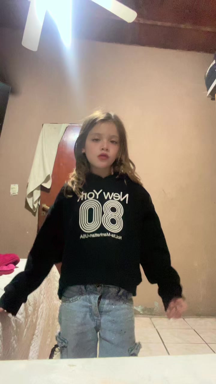 @user41057598754