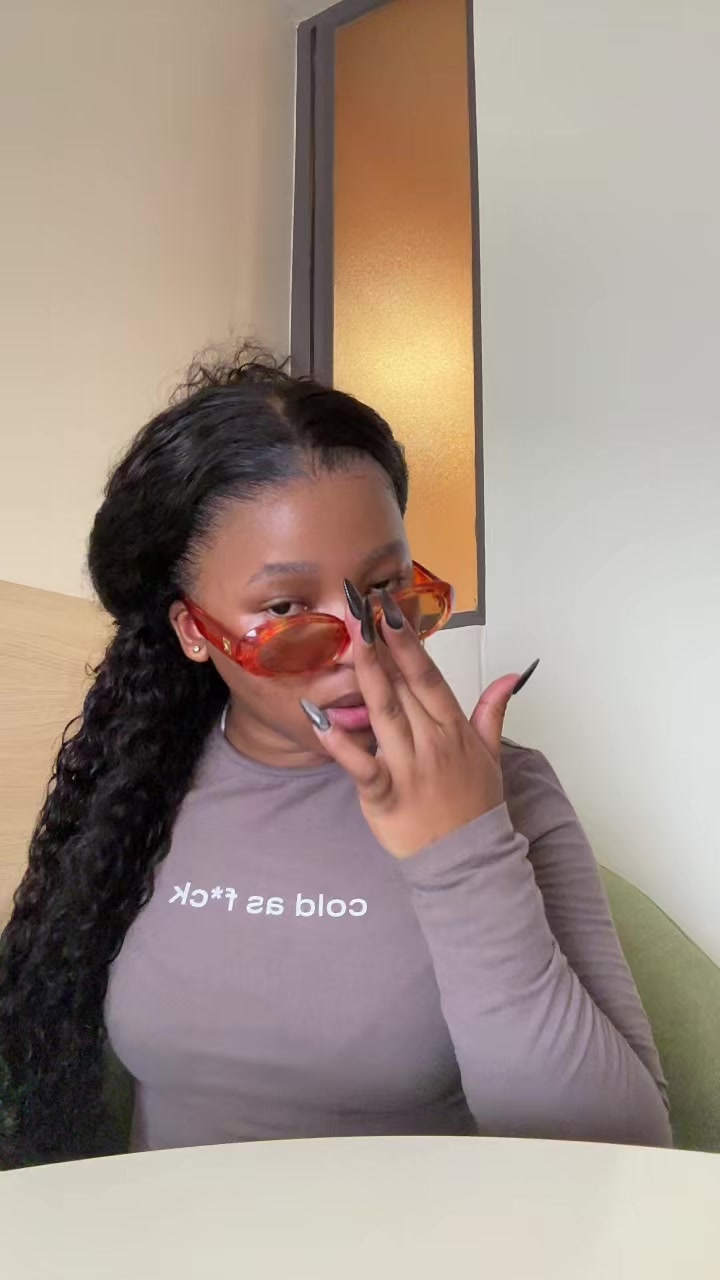 @THEE BUHLE