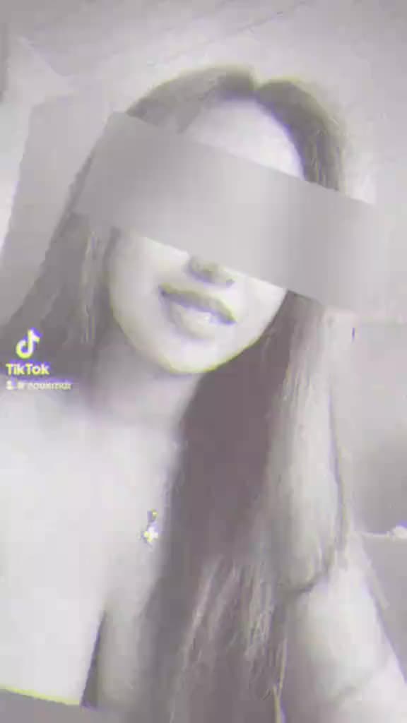 @𝒦ℴ𝓁ℴ𝒾𝓃𝒶 🍒