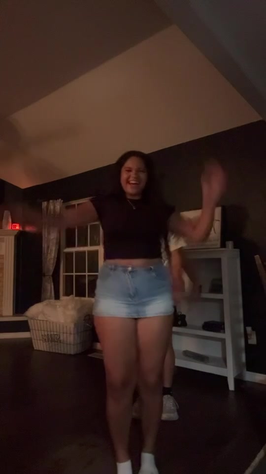 @ella_mayhew
