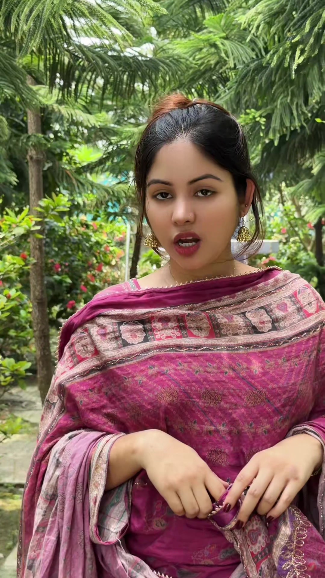 @đĻNusrat Jahan SumiđĻ