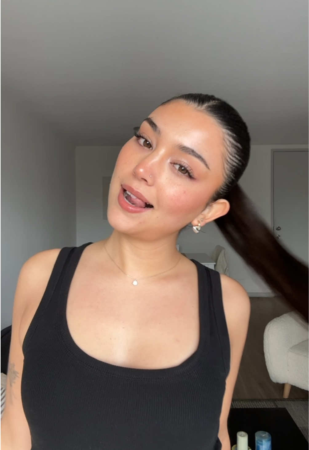 @Emilia ✨
