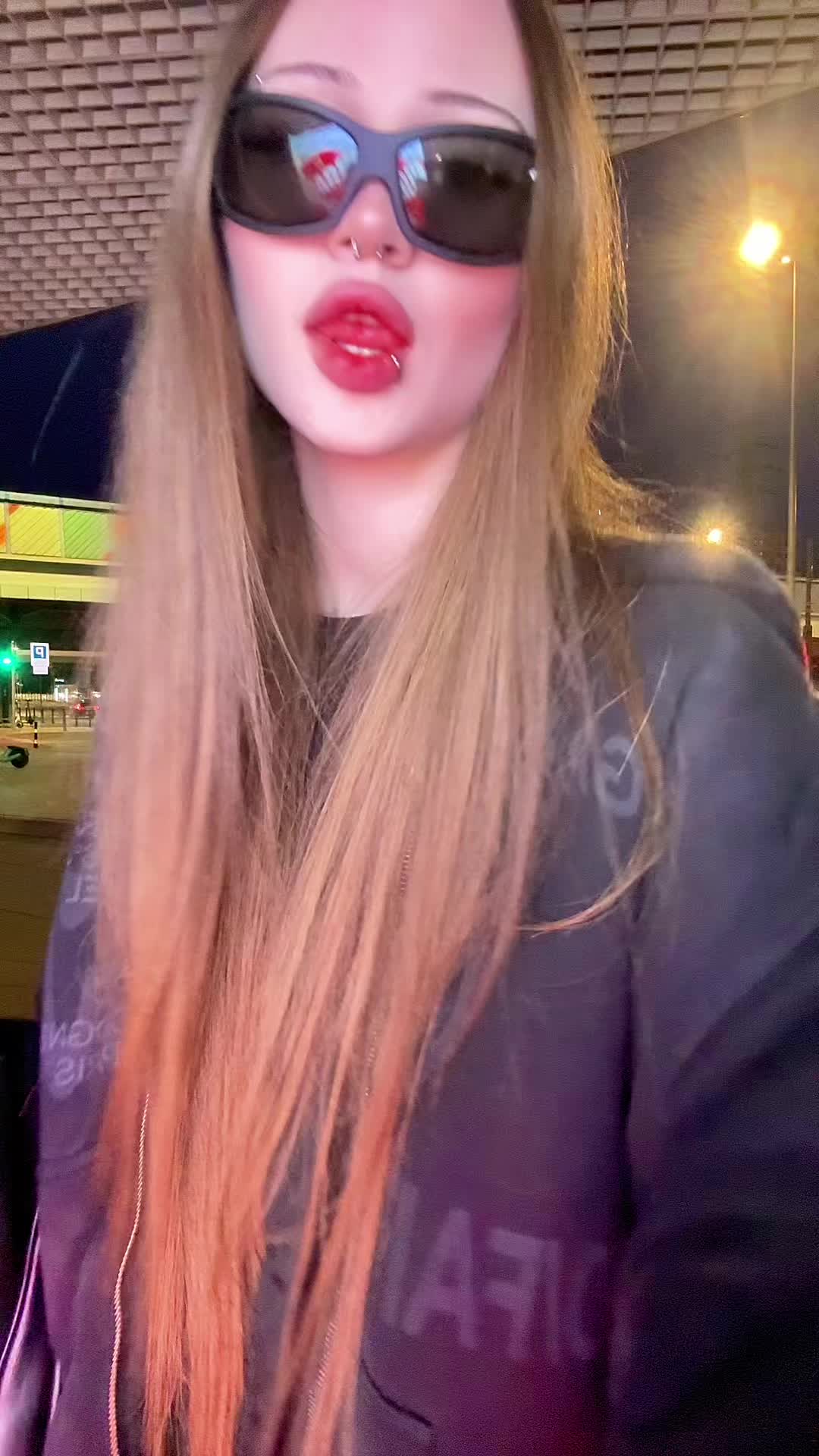 @m11lovv33