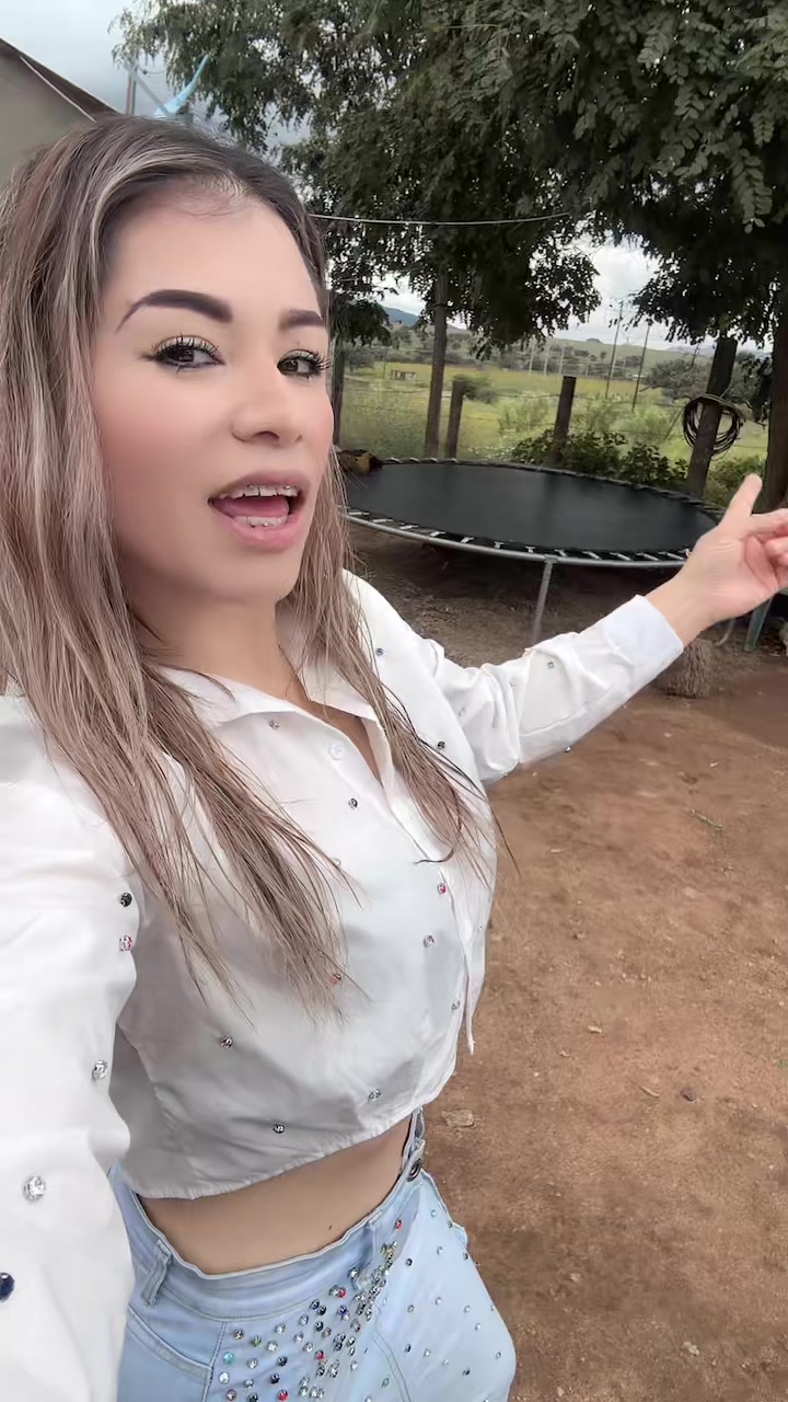 @Karina de Herrera