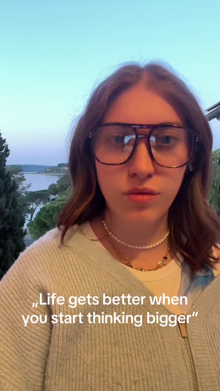 @Alessia🦋