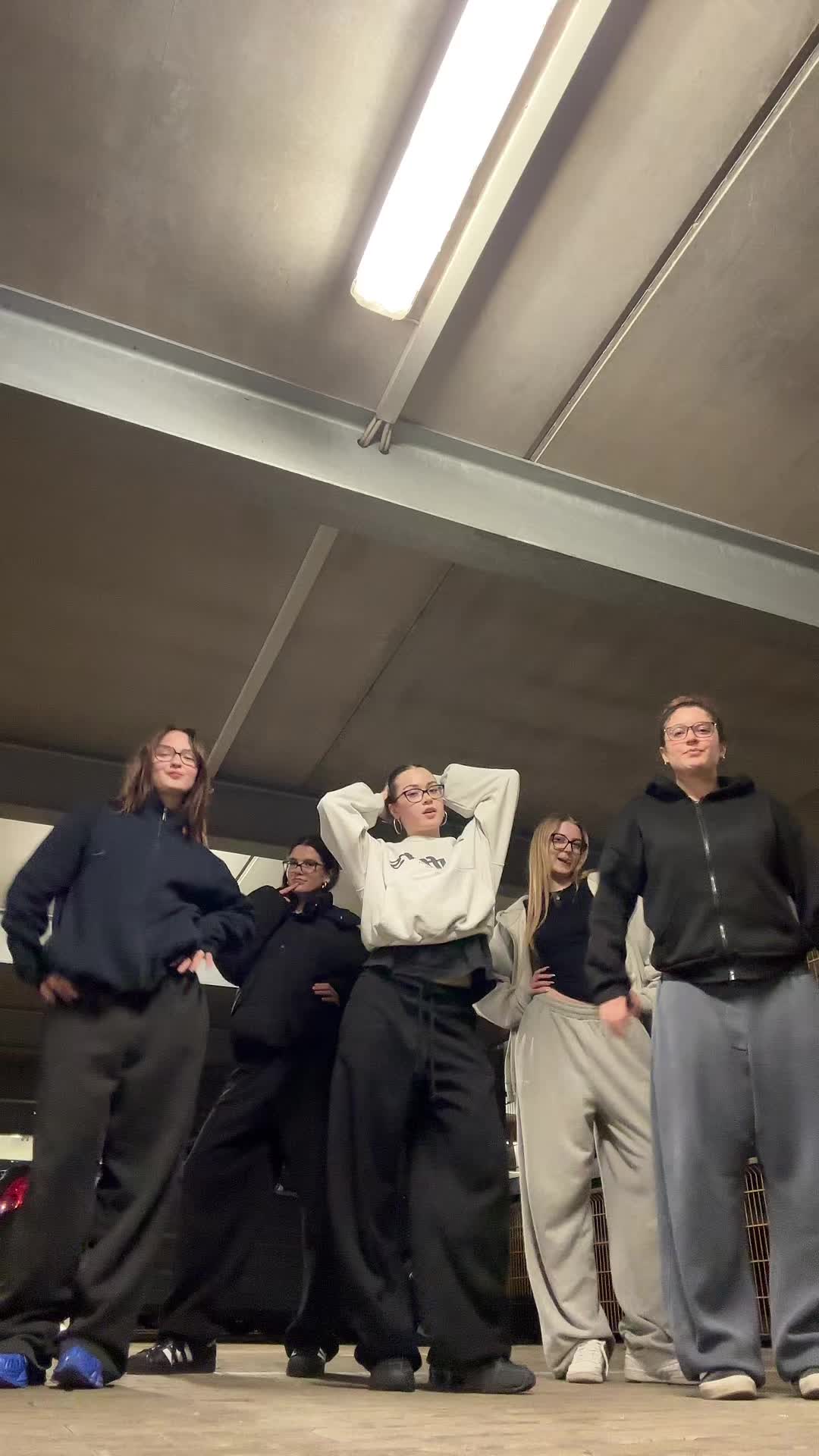 @variablexcrew