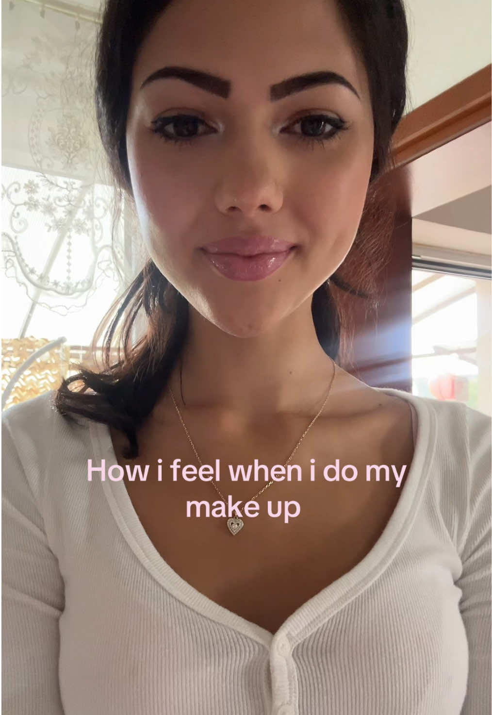 @nicoleporeba