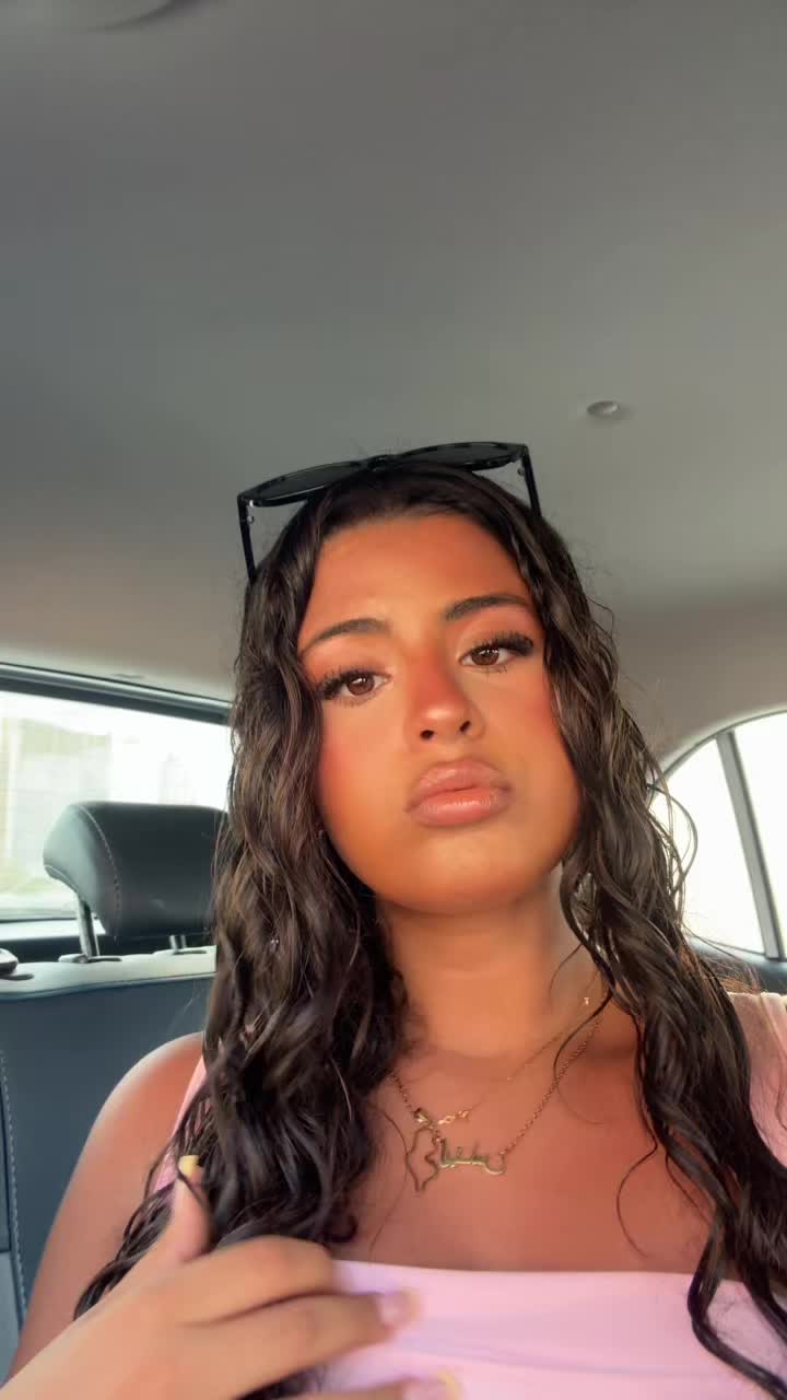 @⃟