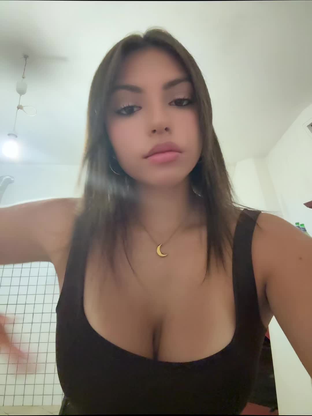 @akessia