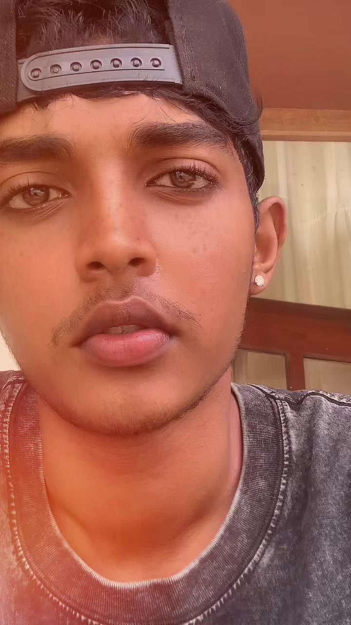@> 𝙄𝙍𝙊𝙊🐼💜•°