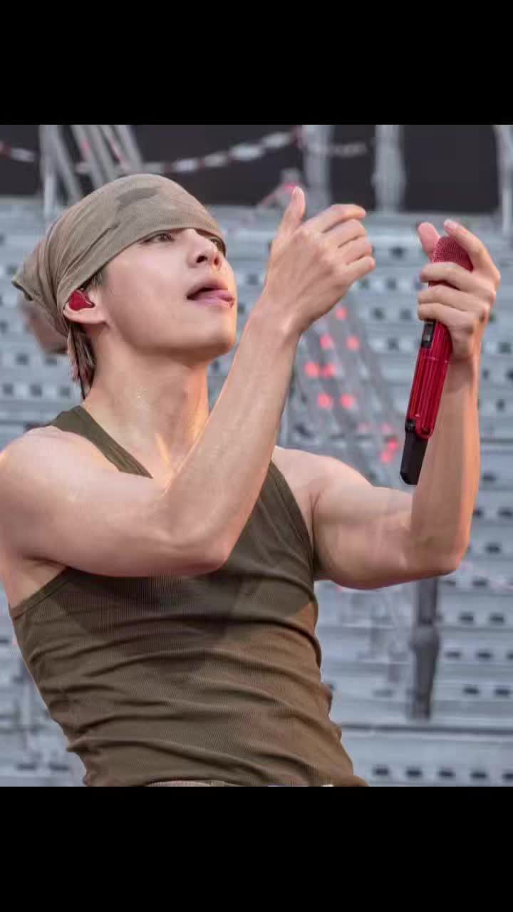 @gigi