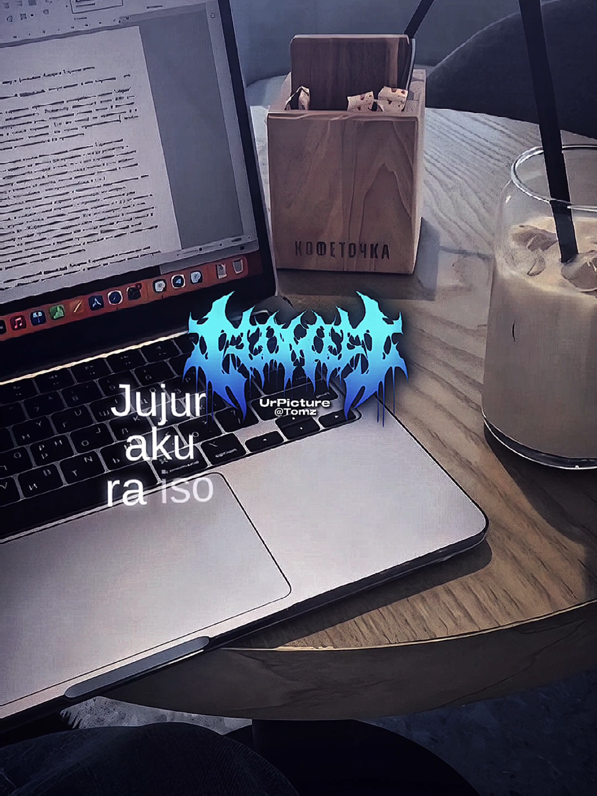 @Tomz 𝙏𝙚𝙢𝙥𝙡𝙖𝙩𝙚
