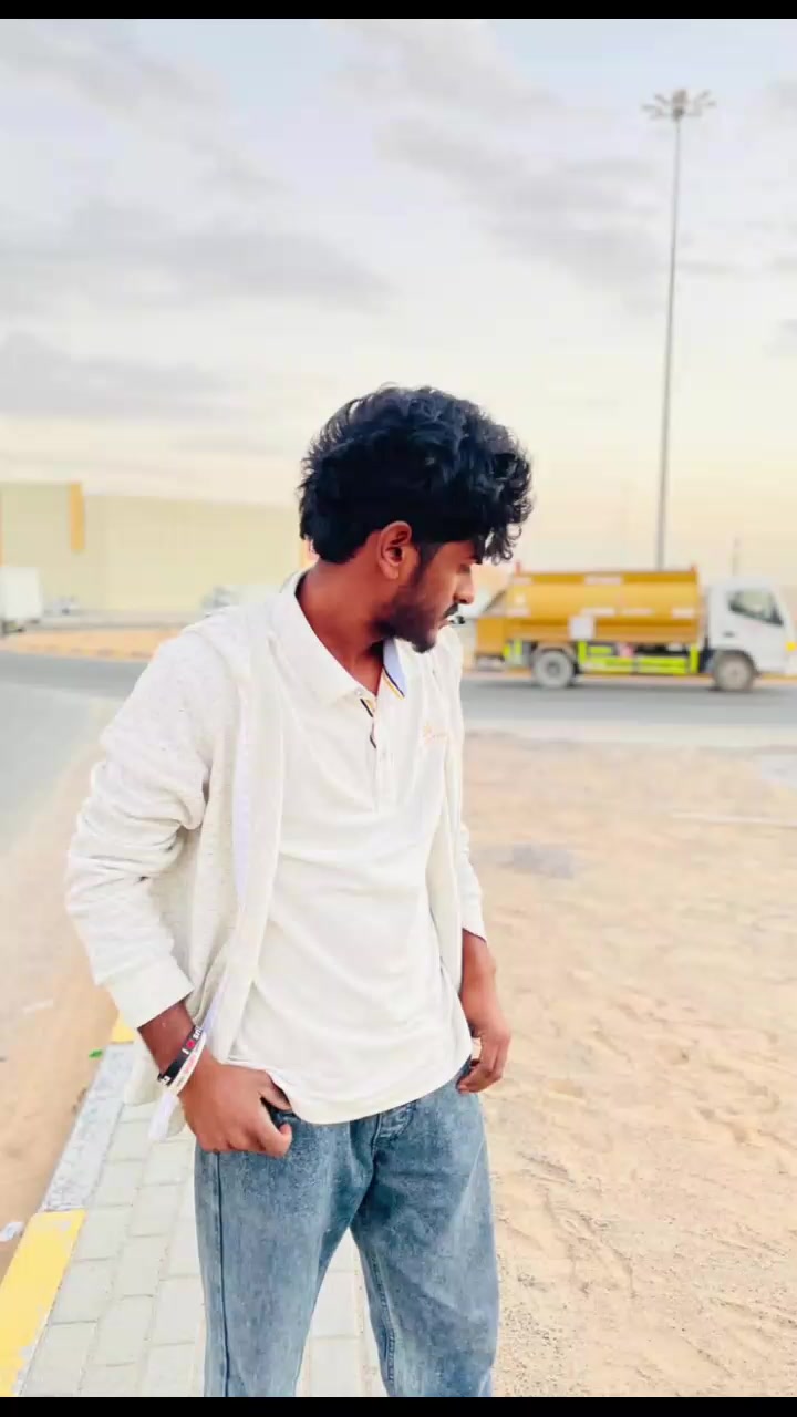 @Vihaga ☁️