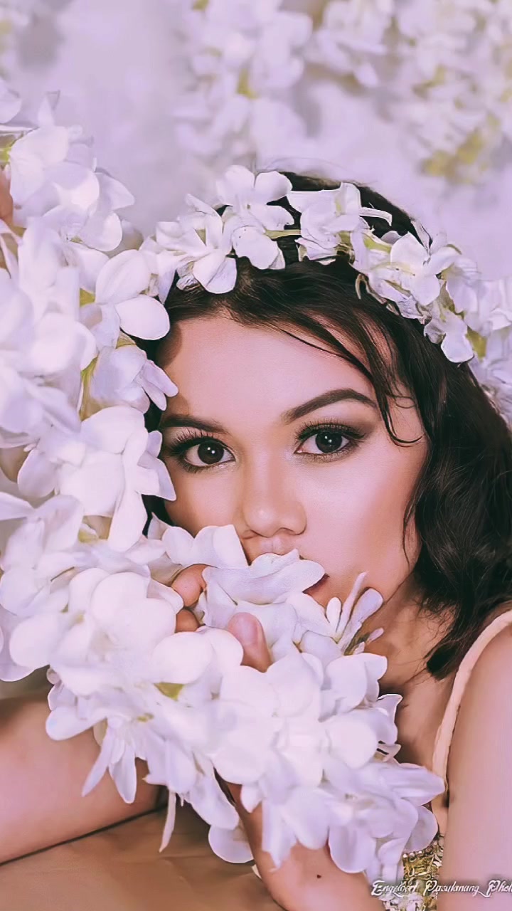 @hi_missviadnes