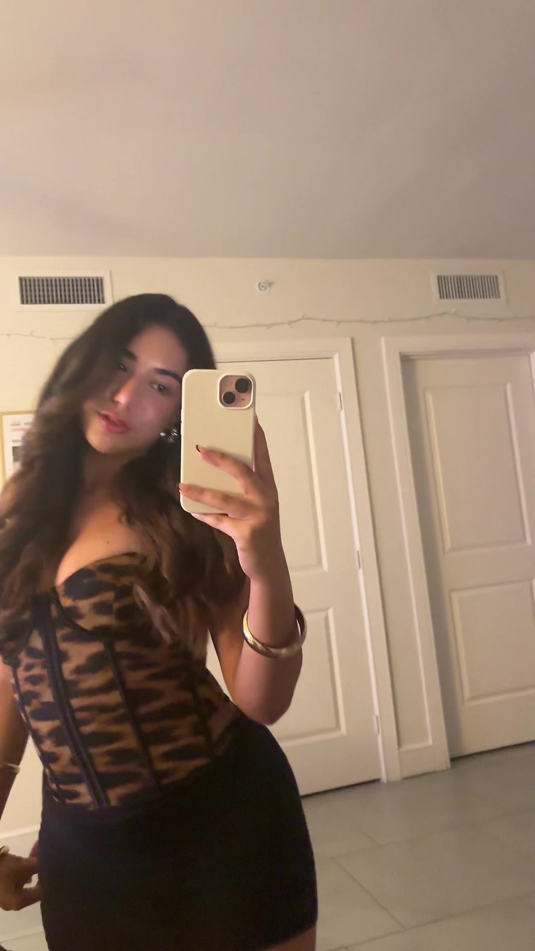 @Claudia Avila
