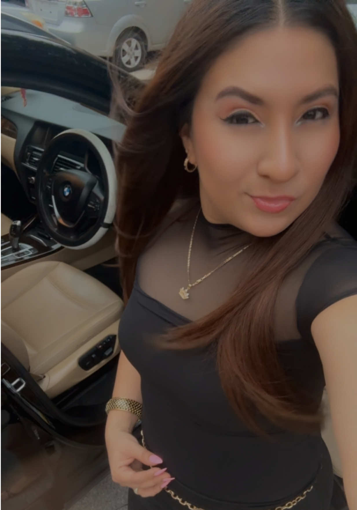 @Iris17👑🦋