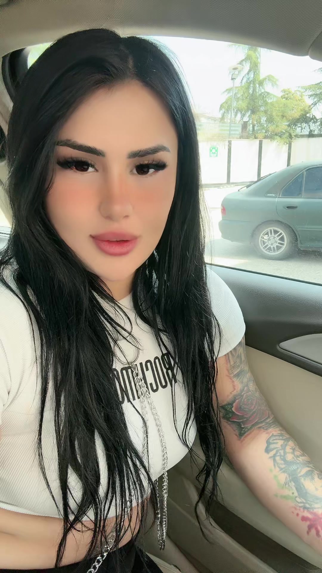 @Azra🖤