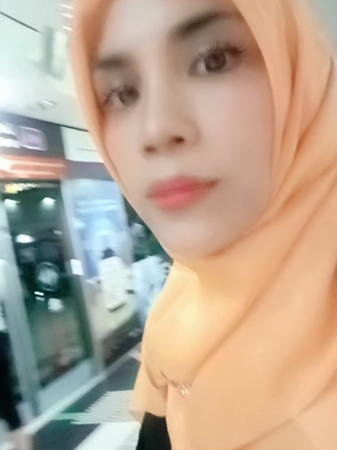 @happy girl 💞 💞tiktok.com/@zi