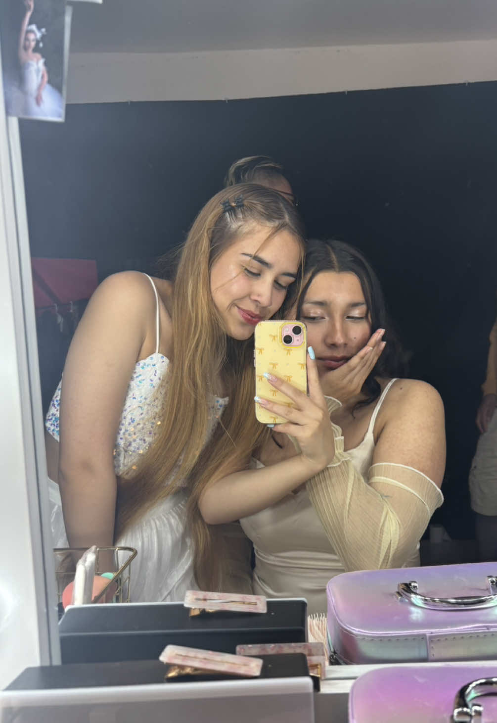 @Laura Daniela
