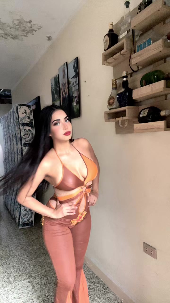 @kellyespinozapoli